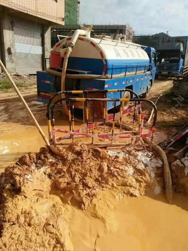 聂荣工地淤泥清淤