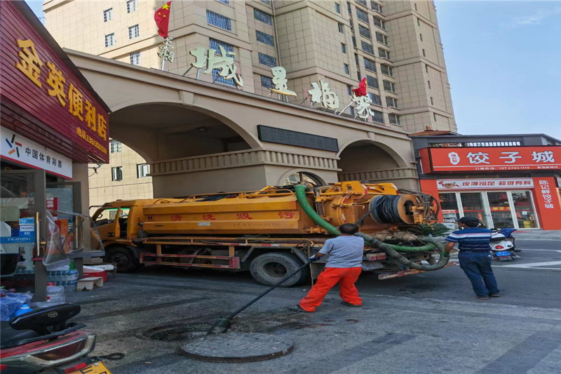 聂荣管道清淤的危害性?炜誉市政工程有限公司